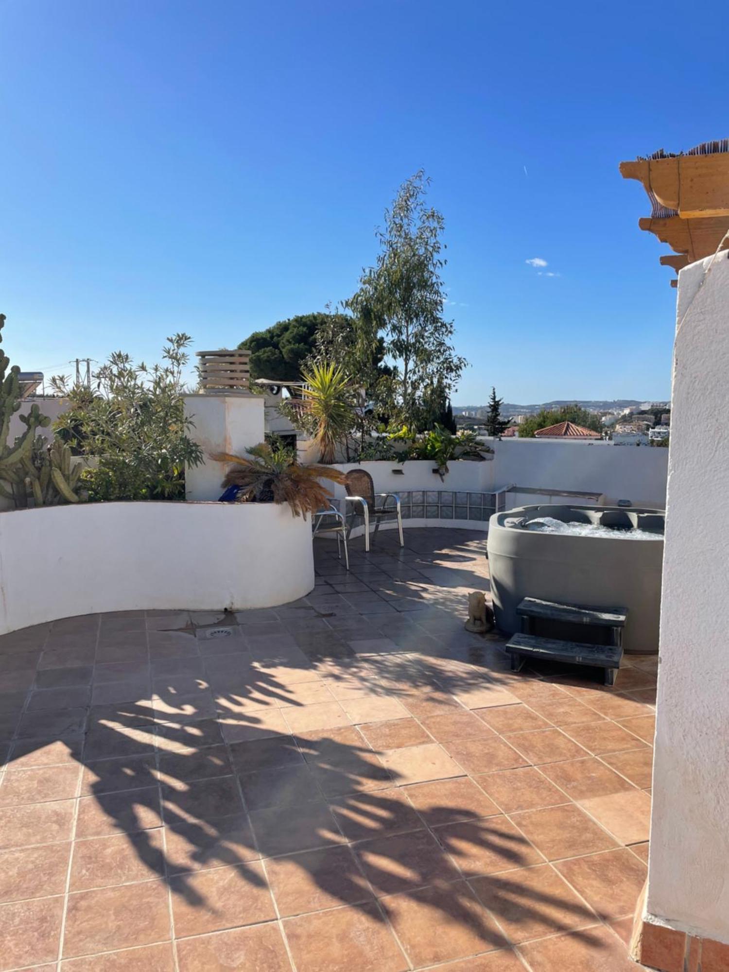 Leilighet Penthouse With Private Roof Terrace And Jacuzzi Fuengirola